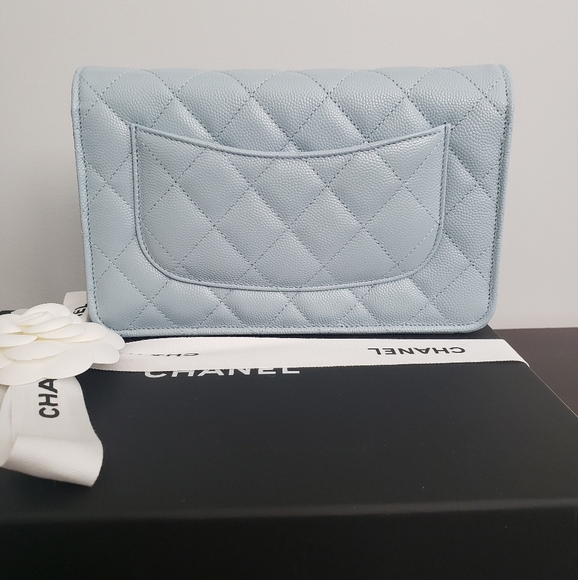 Chanel WOC, blue, light gold hw, caviar, BNIB - Picture 2 of 16